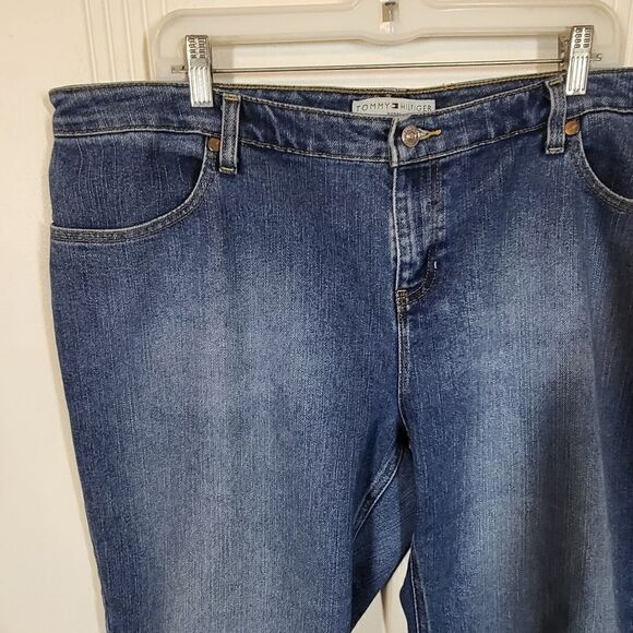 Plus Size Tommy Hilfiger Hipster Denim Jeans - Picture 4 of 8